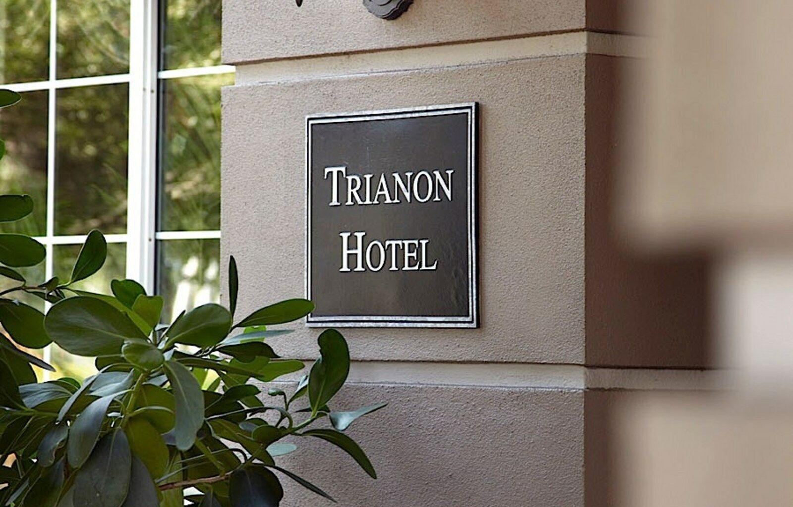 Trianon Bonita Bay Hotel Бонита-Спрингс Экстерьер фото